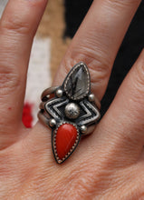 Load image into Gallery viewer, "Salt N Peppa"