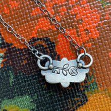 Load image into Gallery viewer, "Titular"