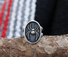 Load image into Gallery viewer, "Itsy Bitsy"