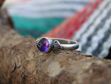 Load image into Gallery viewer, Amethyst Stamped Ring