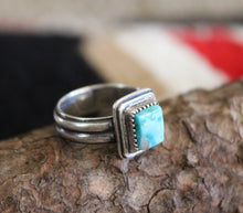 Load image into Gallery viewer, Double Banded Kingman Turquoise Ring