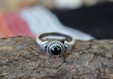 Load image into Gallery viewer, Beaded Onyx Stamped Ring