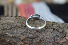 Load image into Gallery viewer, Beaded Onyx Stamped Ring