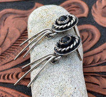 Load image into Gallery viewer, Roped Onyx Studs with Fringe