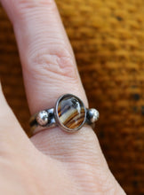 Load image into Gallery viewer, Agate Ring with Balls