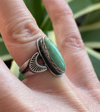 Load image into Gallery viewer, "Leafy Green"