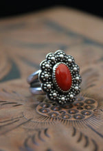 Load image into Gallery viewer, "Ring Around the Posey" Ring