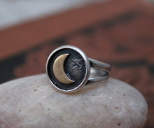 Load image into Gallery viewer, Mixed Metal Crescent Moon Ring