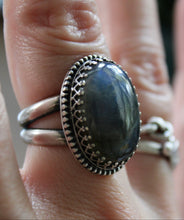 Load image into Gallery viewer, "Elegante"