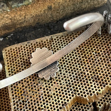 Load image into Gallery viewer, "Poppy Seeds"