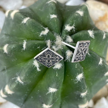 Load image into Gallery viewer, "Flor"