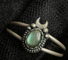 Load image into Gallery viewer, "Unphased" Cuff