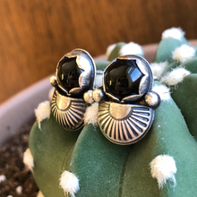 Load image into Gallery viewer, "Onyx Inner Light"