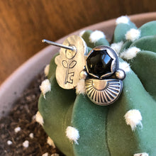 Load image into Gallery viewer, "Onyx Inner Light"