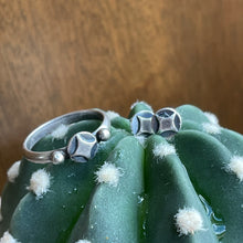 Load image into Gallery viewer, Tiny Shining Star Stacker Ring