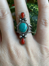 Load image into Gallery viewer, "Revolve Around Me" Ring