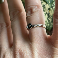 Load image into Gallery viewer, Small "Ball & Cup" Ring