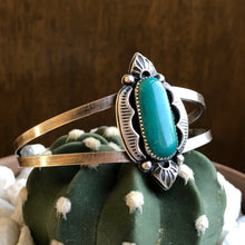 Load image into Gallery viewer, "All Encompassed" Cuff