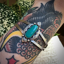 Load image into Gallery viewer, "All Encompassed" Cuff