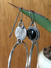 Load image into Gallery viewer, Round Onyx Hoops