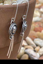 Load image into Gallery viewer, &quot;Lasso The Leaf Hook Earrings&quot;
