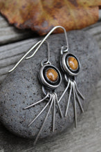 Load image into Gallery viewer, &quot;Cat&#39;s Tail&quot;
